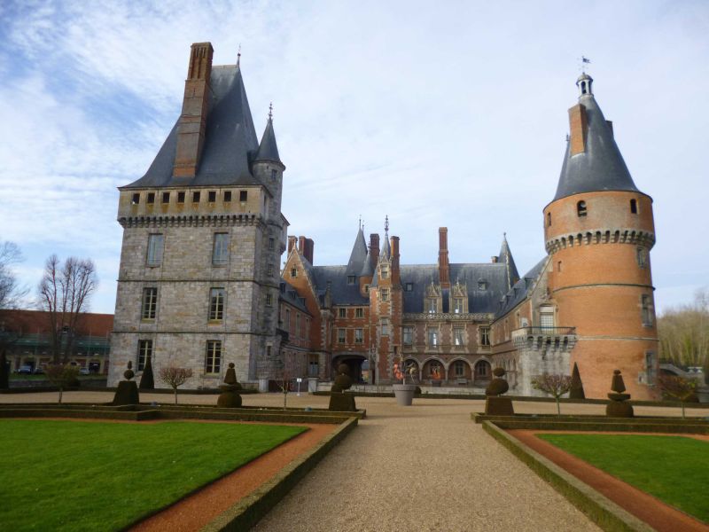 photo du Château de Maintenon à l'occasion de sa mise en sécurité, sûreté et accessibilité en vue d'accueillir le public